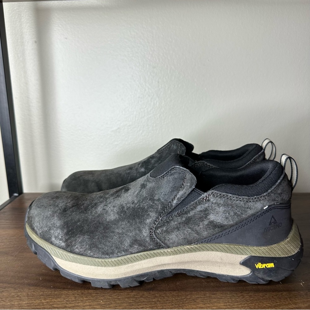 Ascend Mojave Brown Sueude Vibram Slip On Shoes Sz 10.5 Mens